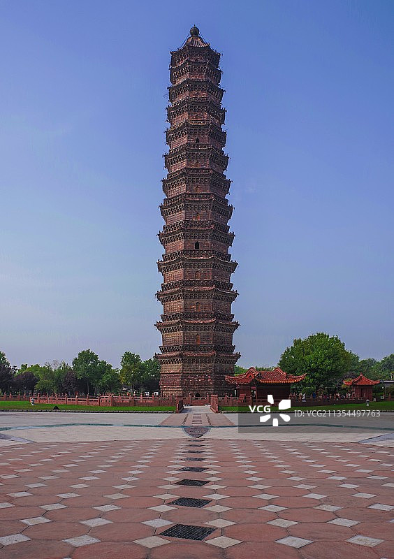 开封铁塔图片素材