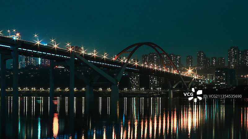 重庆菜园坝长江大桥夜景图片素材
