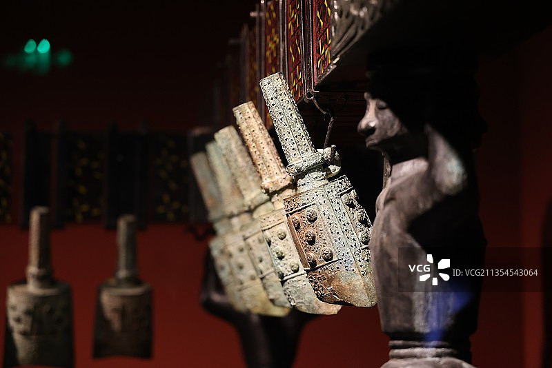 擂鼓墩二号墓出土的战国中期编钟图片素材