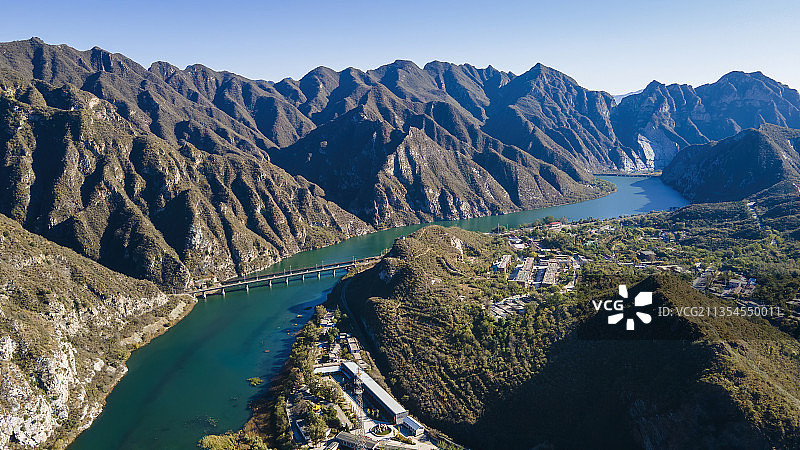 航拍北京门头沟落永定河上的坡岭水库图片素材