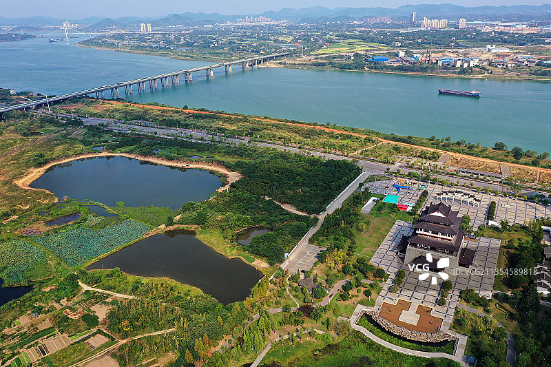 湖南省湘潭市雨湖区九华湖中华德文化公园航拍图片素材