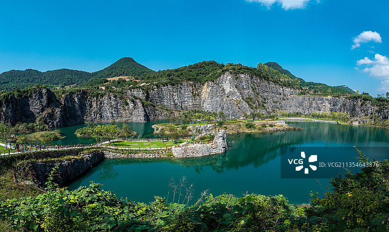 重庆渝北矿山公园，被誉为重庆九寨沟图片素材