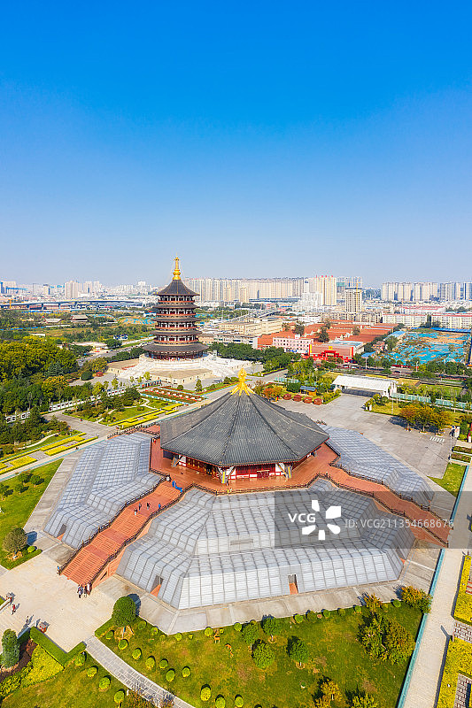 河南隋唐洛阳城国家遗址公园明堂天堂景区城市天际线户外航拍视角图片素材