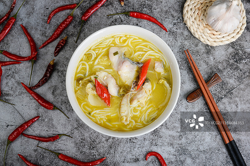 老坛酸菜鱼米线图片素材