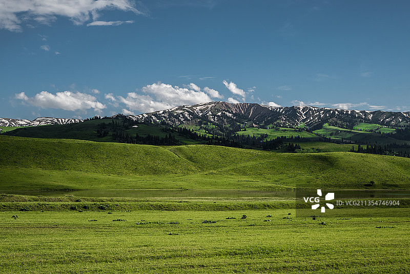 吉尔吉斯坦的草原景色图片素材