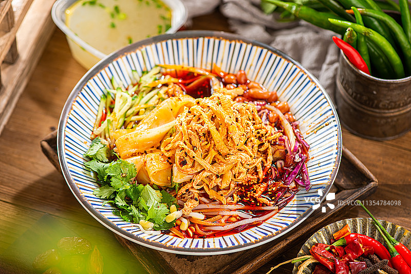 美味鸡丝凉皮图片素材