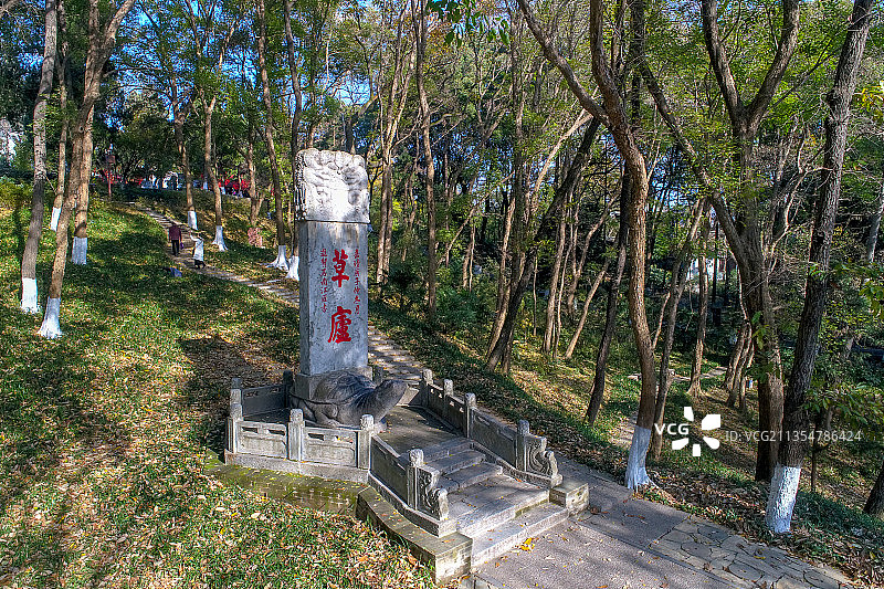 航拍襄阳古隆中风景区风光图片素材