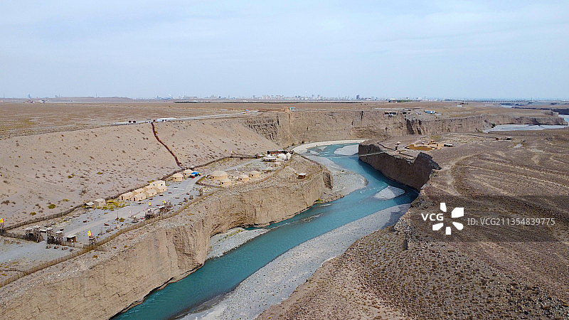 航拍嘉峪关长城第一墩图片素材