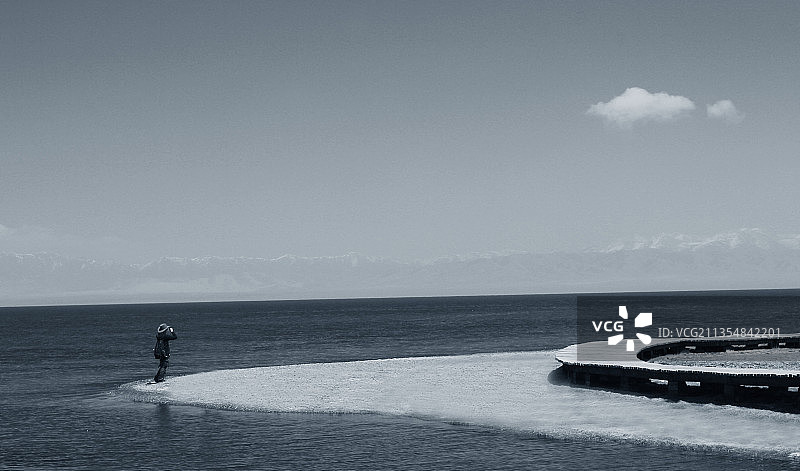 青海湖边图片素材