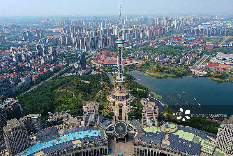 湖南省株洲市天元区地标建筑神农广场神农塔航拍图片素材