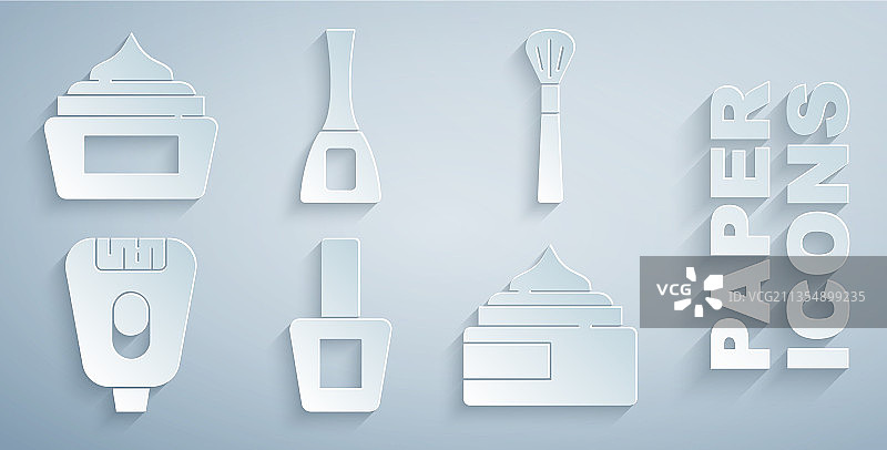 指甲油瓶化妆刷脱毛器套装图片素材