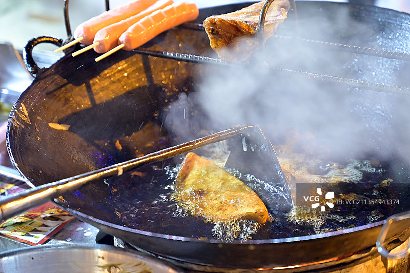 重庆街头特色小吃萝卜粑粑图片素材