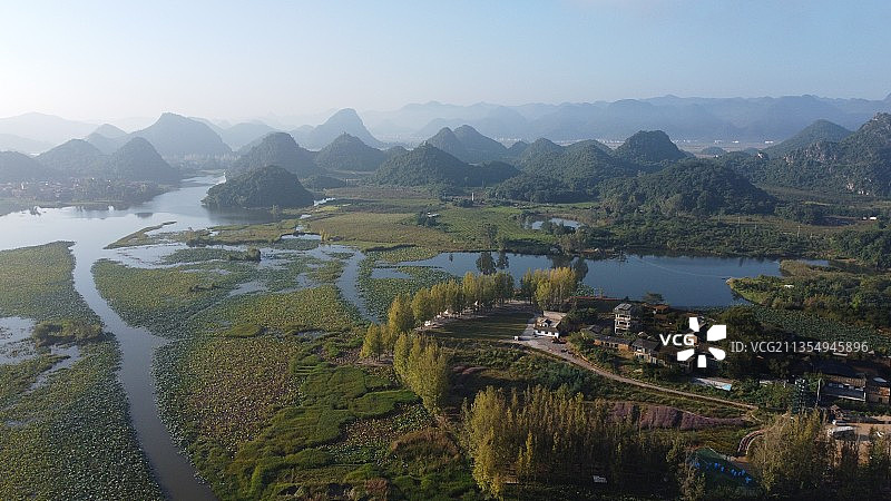 云南普者黑日出航拍风光图片素材