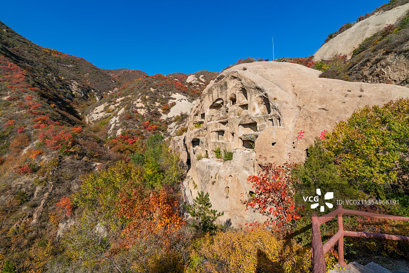 秋天古崖居遗址公园风光图片素材