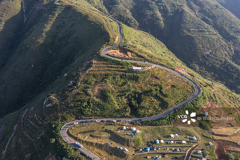 河南省洛阳市伊滨区万安山露营小镇图片素材