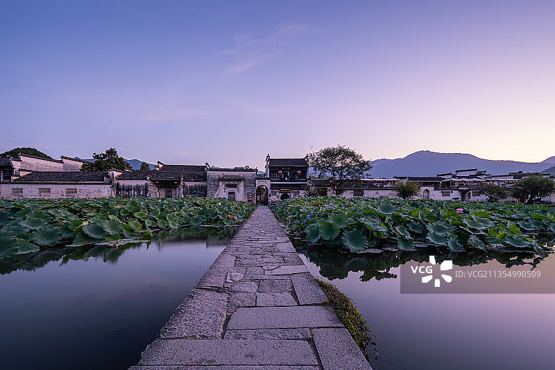 安徽宏村南湖黎明日出风光图片素材