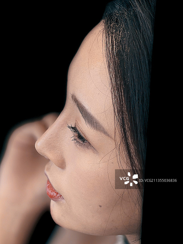 她的样子图片素材