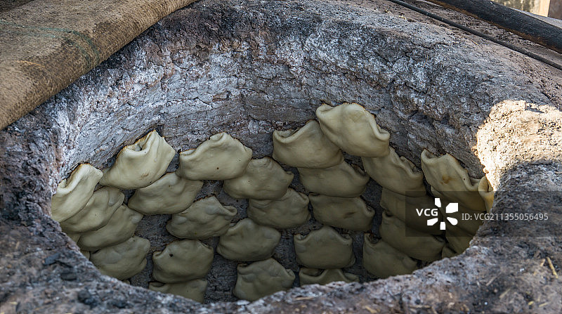 中国新疆美食馕烤饼烤包子图片素材