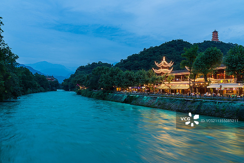 都江堰南桥图片素材