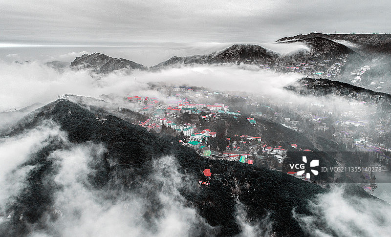 云山雾绕图片素材