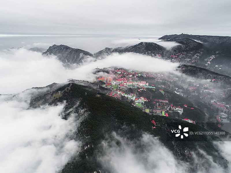 云山雾绕图片素材