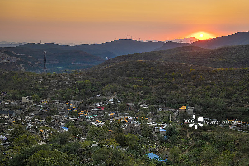河北邯郸-武安-安子岭村-晒秋-梯田图片素材