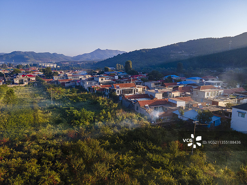 日出济南南部山区图片素材