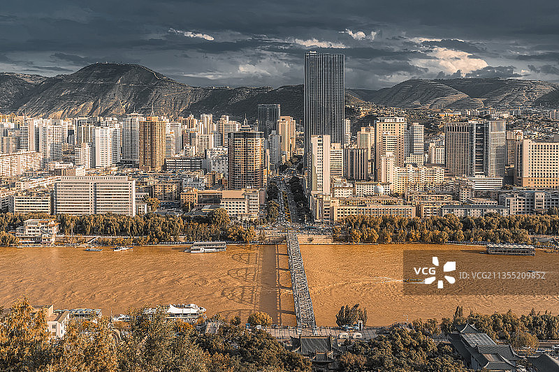 兰州黄河穿城而过图片素材