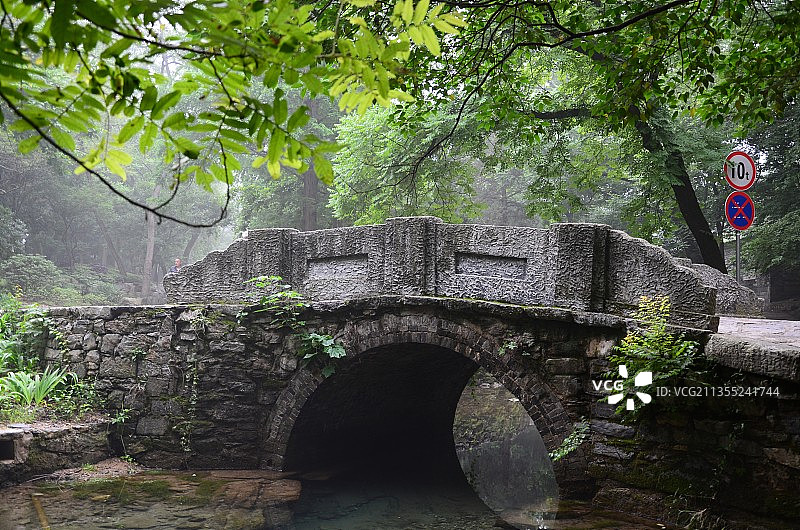 青石板桥图片素材