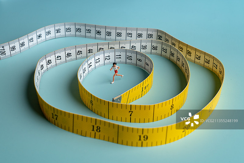 一条用来测量胖瘦尺寸的皮尺图片素材