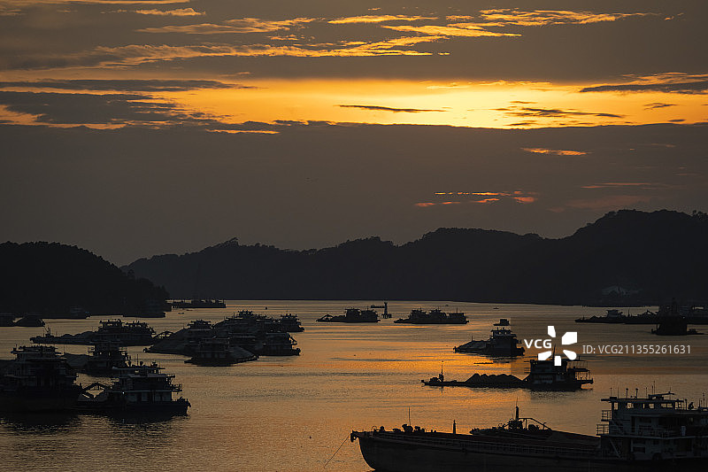 西津湖日落图片素材