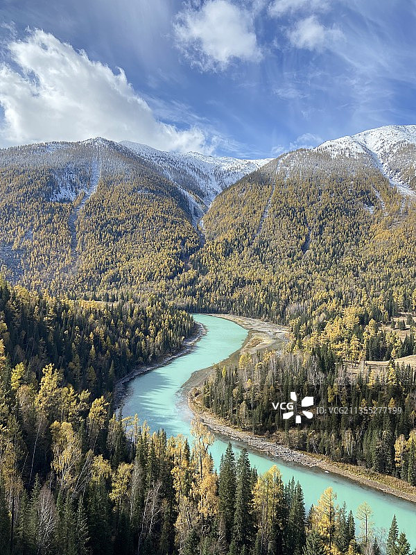 喀纳斯月亮湾图片素材