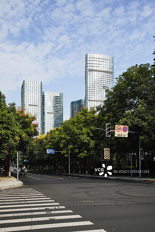 成都高新区建筑银泰城图片素材