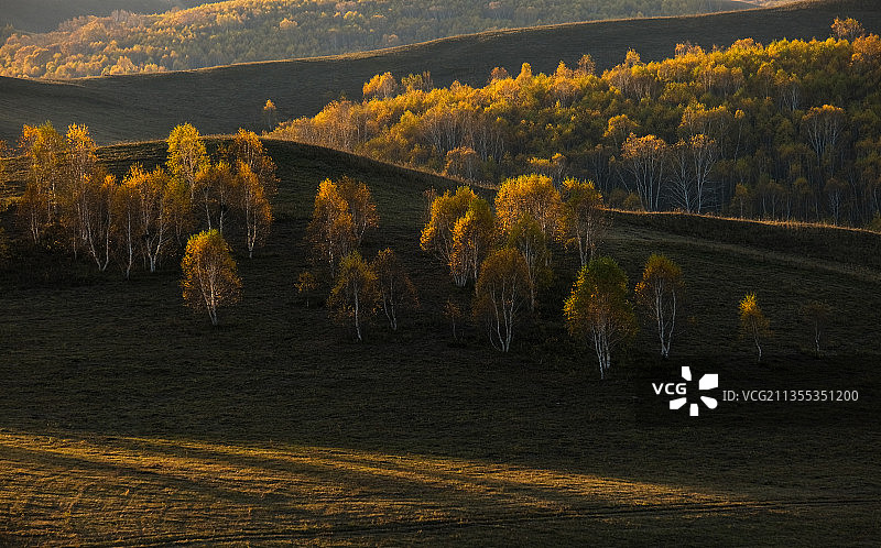 坝上晨曦图片素材