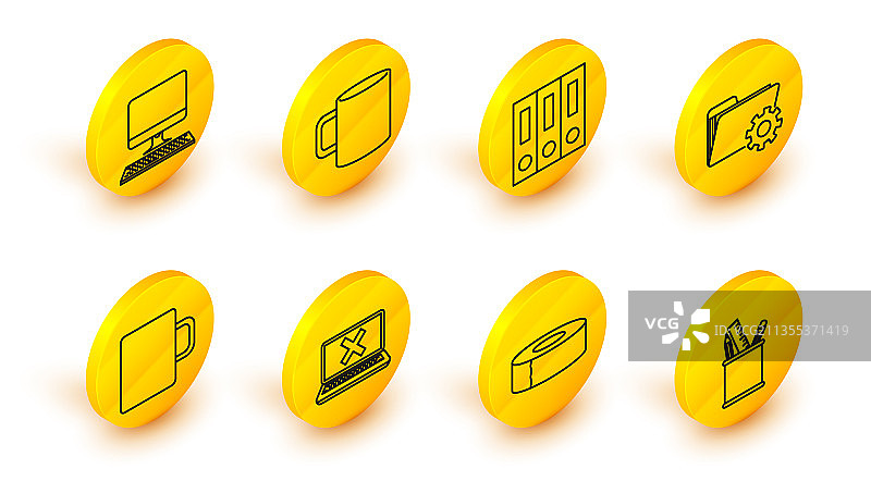 铅笔盒、文具、透明胶带和笔记本电脑图片素材