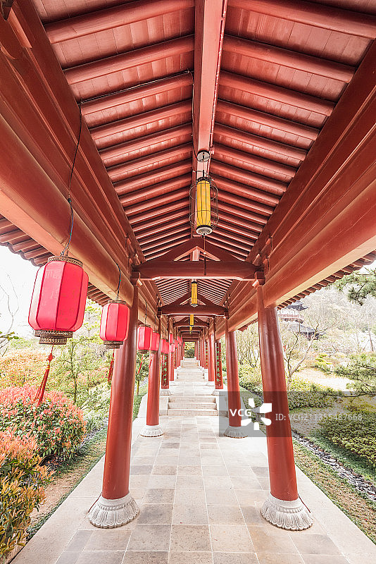 中国江苏南京的牛首山景区的复古建筑图片素材