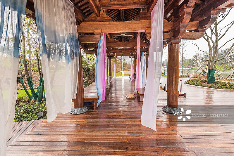 中国江苏南京的牛首山景区的唐代复古建筑玉梅轩图片素材