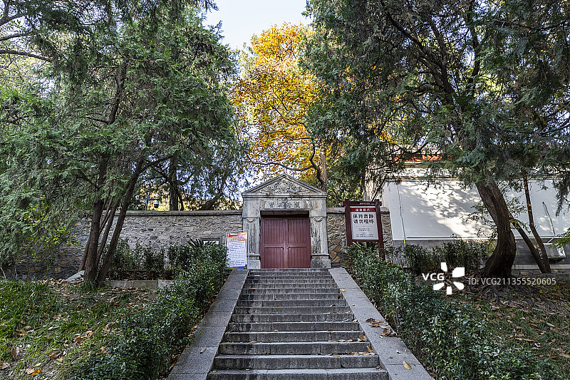北京金秋的香山公园双清别墅图片素材