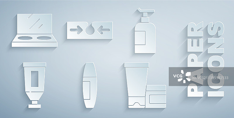 睫毛膏刷乳霜化妆品管组合图片素材