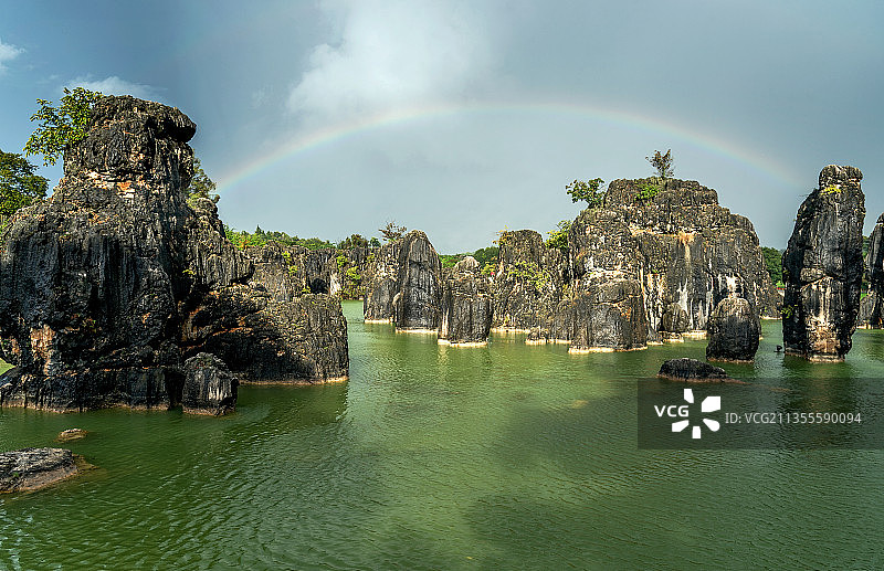 石林风景区--石林湖图片素材