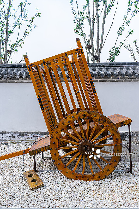 中国山东泰安秀城的古代牢车图片素材