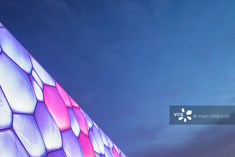 中国北京水立方建筑夜景图片素材