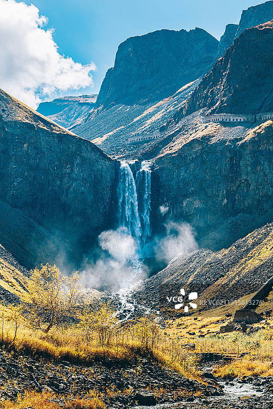 长白山瀑布图片素材
