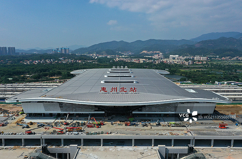 广东省惠州市最大交通枢纽赣深高铁惠州北站航拍图片素材