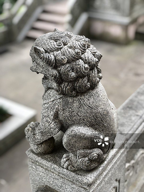 杭州灵隐寺寺庙里的栏杆雕塑图片素材