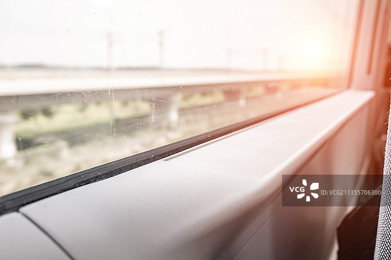 高铁车窗外部风景图片素材