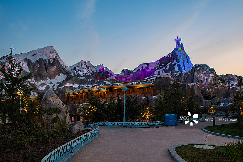 上海海昌海洋公园夜景照明图片素材