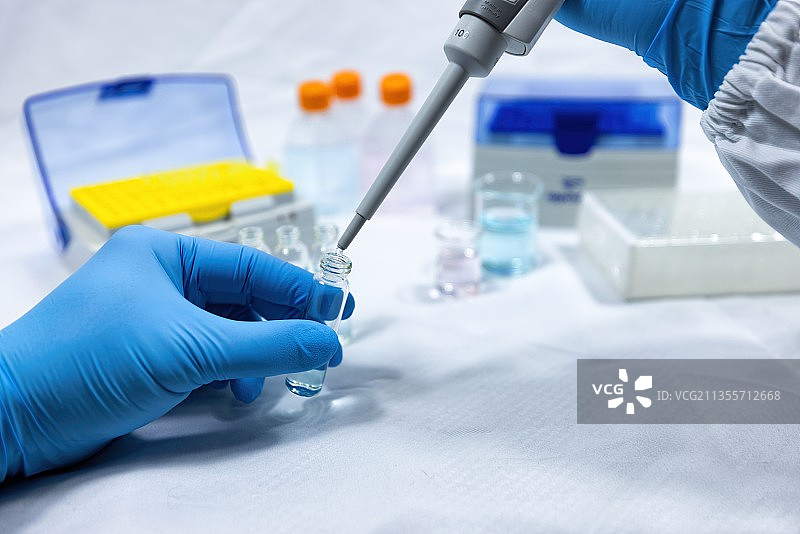 生物科学做实验医学化验图片素材