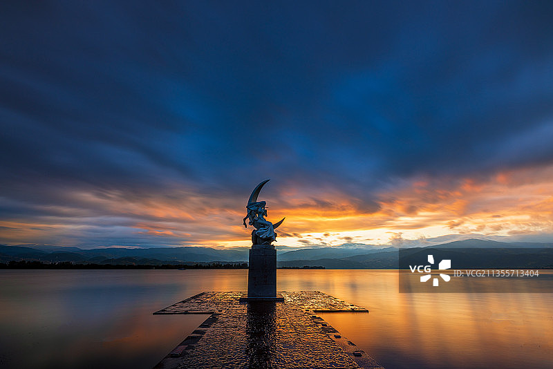 西昌邛海 日出日落图片素材