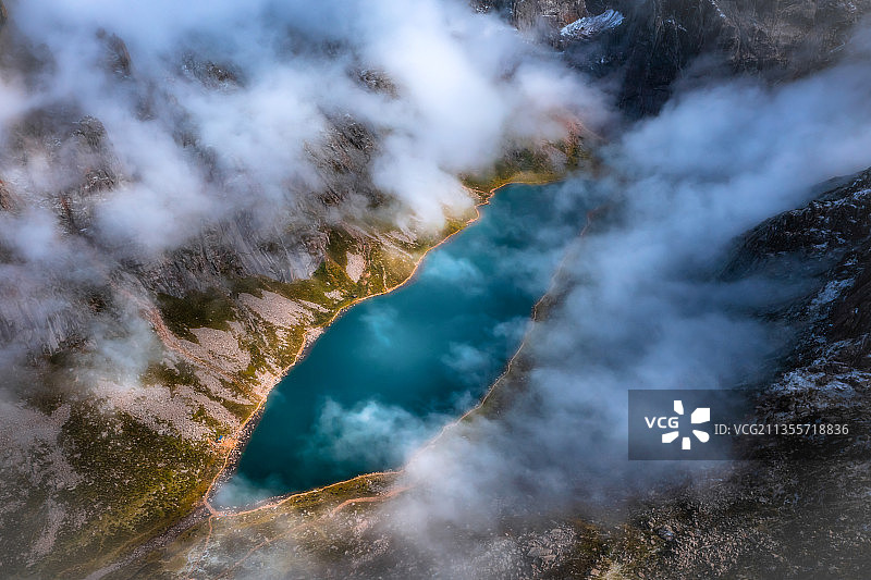 莲宝叶则之圣湖扎尕尔措图片素材